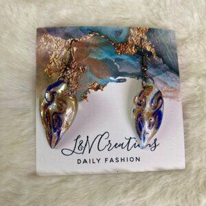 Gold ribbon with blue lamp work glass beads choker and earings